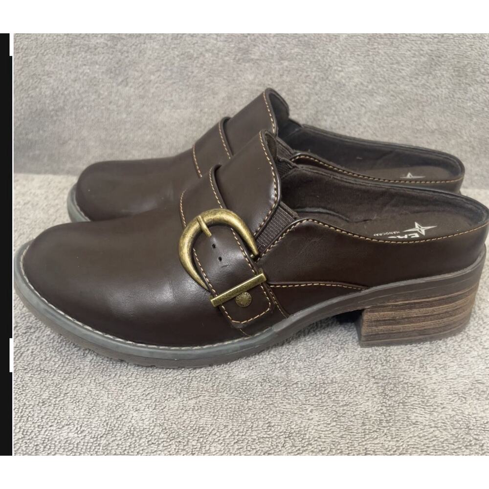 Wasteland Women’s Erin Slip-On Buckle Clog Mule Size 8M